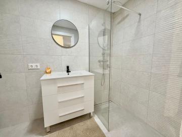 11-20939a0134ad724a8cb2a801094d15a4