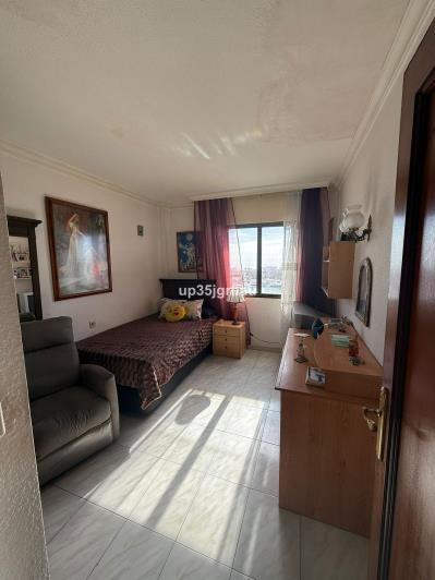 Image No.6-4 Bed Apartment for sale