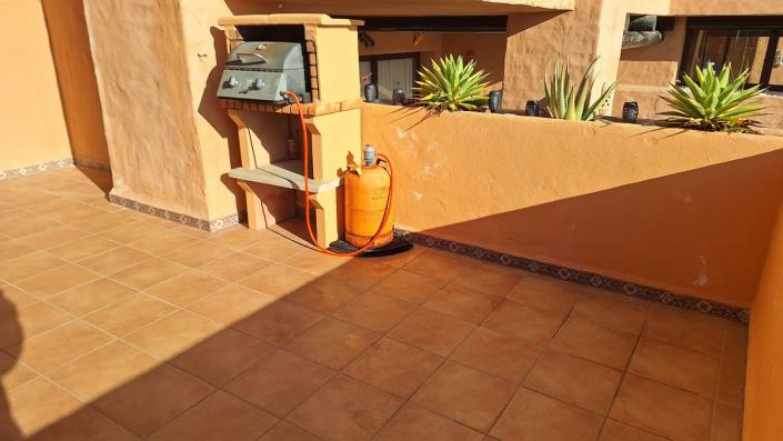 Image No.7-Appartement de 2 chambres à vendre à Estepona