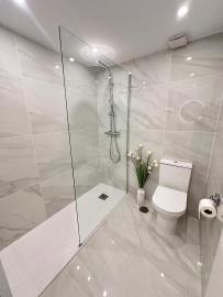 11-20939a0134ad724a8cb2a801094d15a4