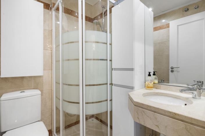 Image No.12-2 Bed Apartment for sale