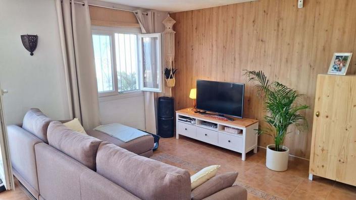 Image No.5-3 Bed Townhouse for sale