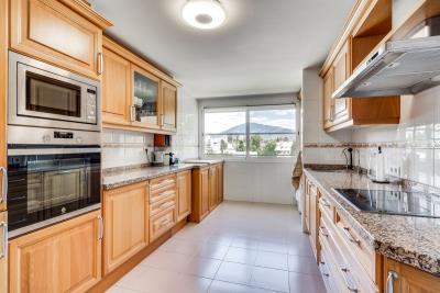 11-20939a0134ad724a8cb2a801094d15a4