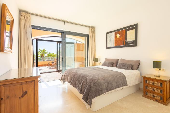 Image No.10-2 Bed Apartment for sale