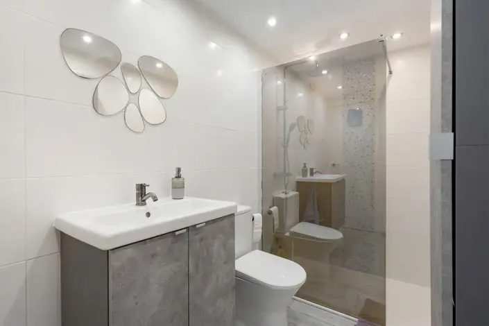 Image No.11-2 Bed Apartment for sale