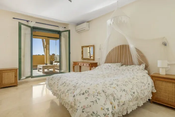 Image No.12-2 Bed Apartment for sale