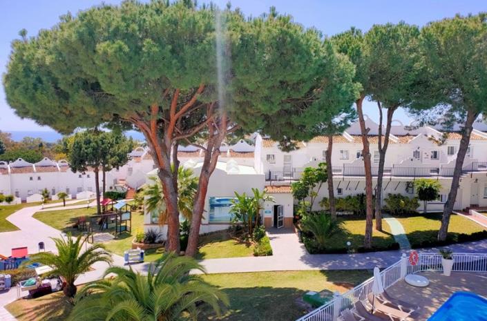 Image No.4-2 Bed Townhouse for sale