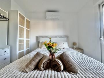 16-ec67b526875bf0124b6ce4328a754439