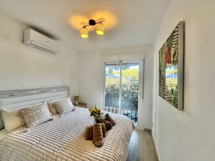 Image No.12-2 Bed Apartment for sale