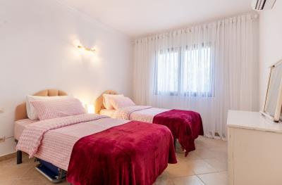 18-cc72f169493c096e712837ff5d8b6e41