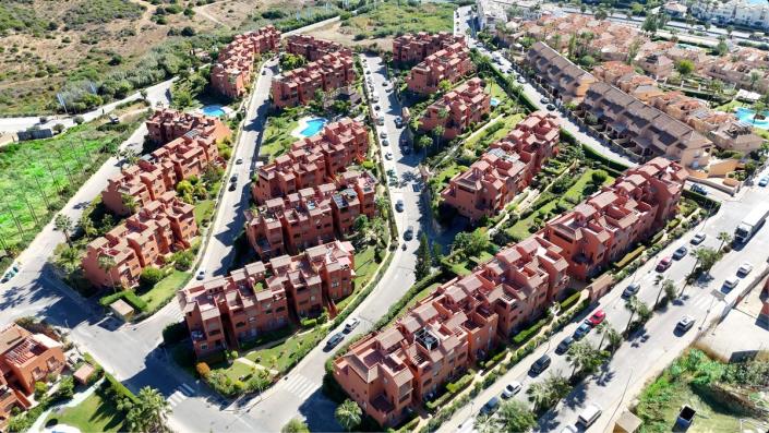 Image No.3-Appartement de 2 chambres à vendre à Estepona