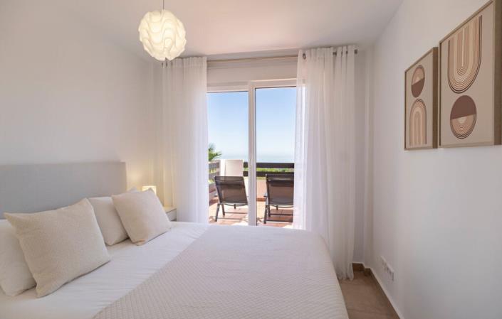 Image No.10-2 Bed Apartment for sale