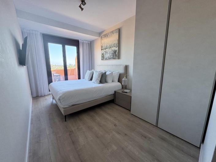 Image No.10-2 Bed Apartment for sale