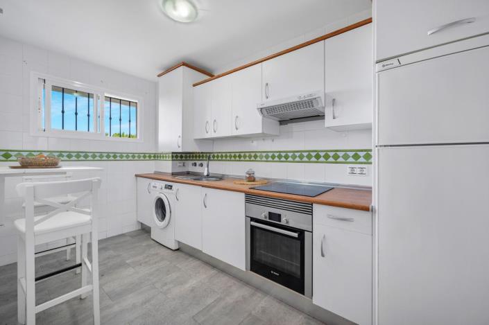 Image No.11-2 Bed Apartment for sale