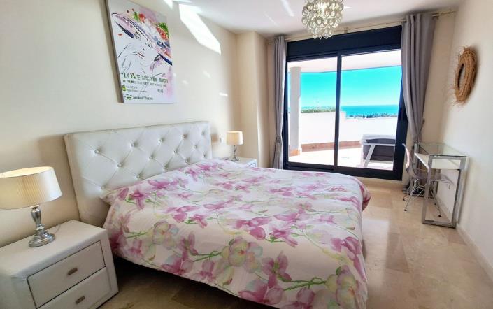 Image No.10-Appartement de 2 chambres à vendre à Estepona