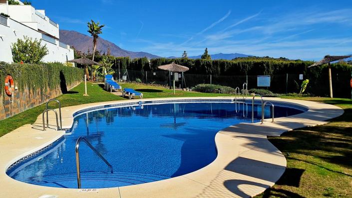 Image No.3-Appartement de 2 chambres à vendre à Estepona