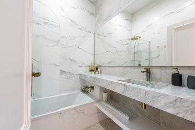 12-53013098fcab6c38b1379cd33298e050