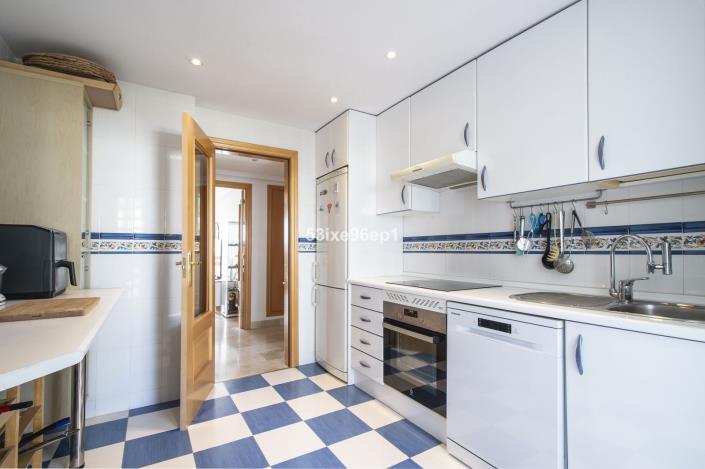 Image No.8-2 Bed Apartment for sale