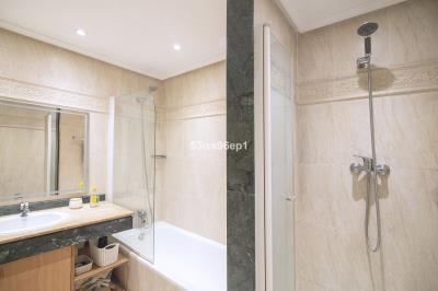 24-b59ea83f0a74727dc1499d2a7ec80eaa