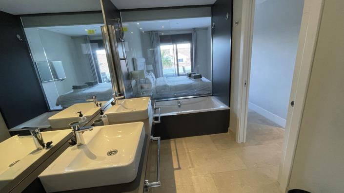 Image No.11-2 Bed Apartment for sale