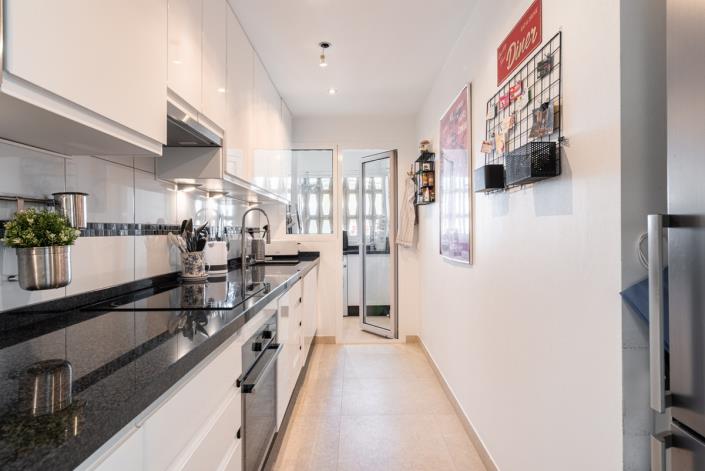 Image No.8-3 Bed Apartment for sale