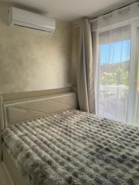 8-e64a9055bba3e77ac8aca3b893cdf826