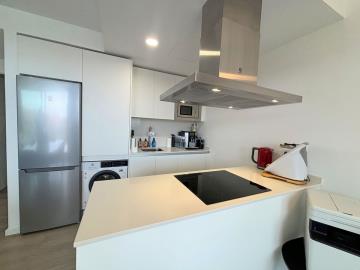 10-bb915d1cb19341576dcdc994b81ab9c5