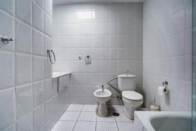 11-20939a0134ad724a8cb2a801094d15a4