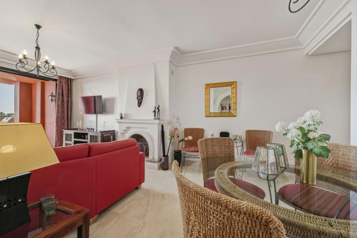 Image No.12-2 Bed Apartment for sale