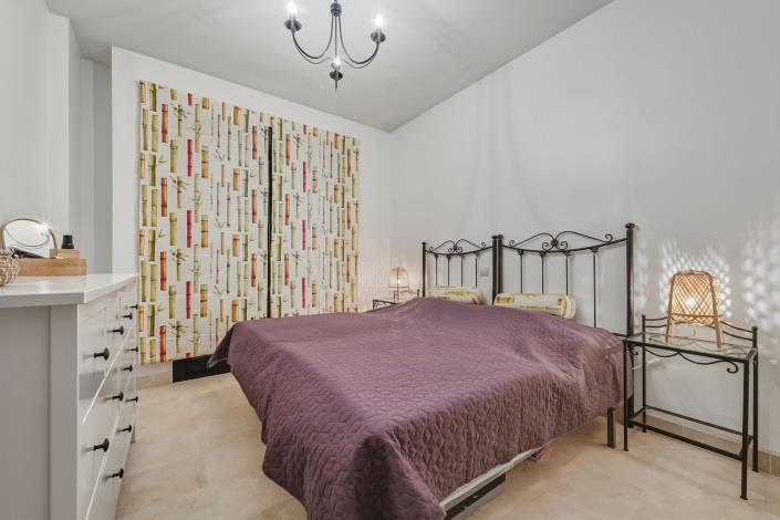 Image No.16-2 Bed Apartment for sale