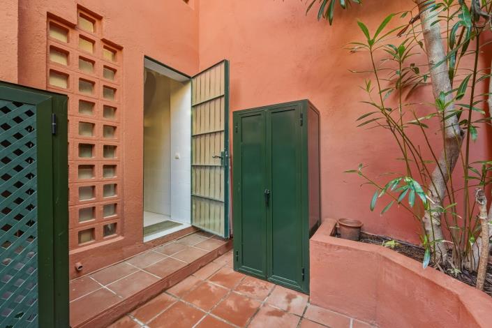 Image No.25-2 Bed Apartment for sale