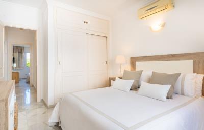 16-ec67b526875bf0124b6ce4328a754439