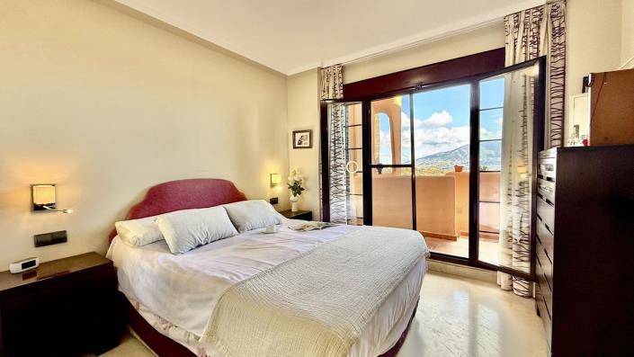 Image No.8-Appartement de 2 chambres à vendre à Elviria