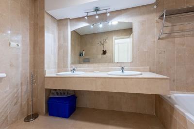 22-bcf8e6250e0bab365f900a8ac31ac040