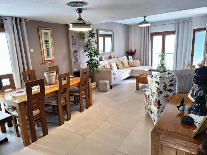 Image No.4-Penthouse de 4 chambres à vendre à Estepona