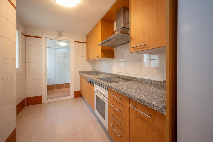 Image No.9-2 Bed Apartment for sale