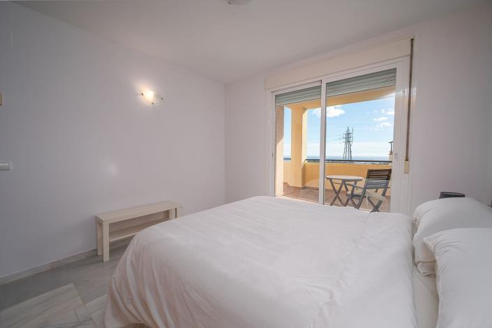 Image No.12-2 Bed Apartment for sale