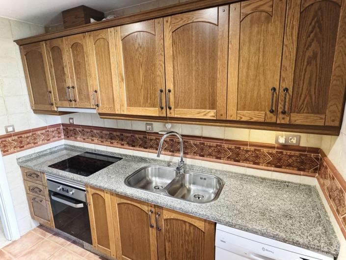 Image No.11-3 Bed Apartment for sale