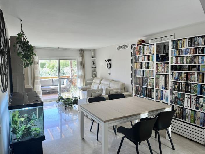 Image No.9-3 Bed Apartment for sale