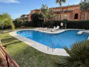 32-e7f90ea5feef5e01d64d74d6b6d8a834