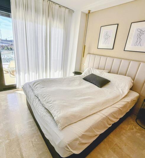 Image No.8-2 Bed Apartment for sale