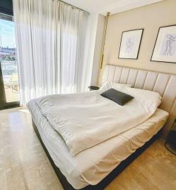 10-bb915d1cb19341576dcdc994b81ab9c5