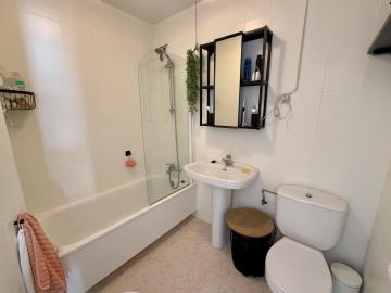 12-53013098fcab6c38b1379cd33298e050