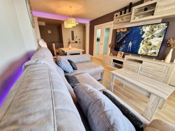 9-467d0cee5b725f3ef65f102a0c2e69c0