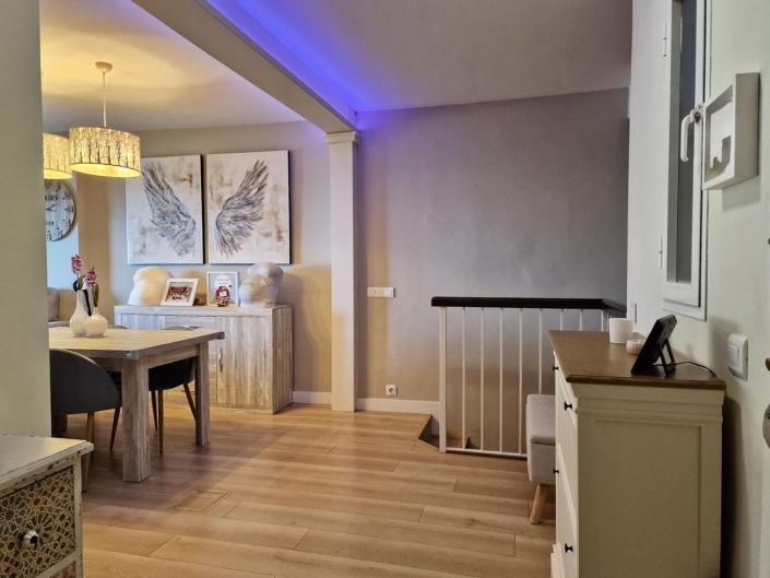 Image No.10-3 Bed Apartment for sale