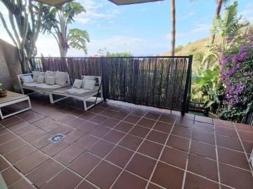 13-5fd73dea700db77384c091ca9818b1a9