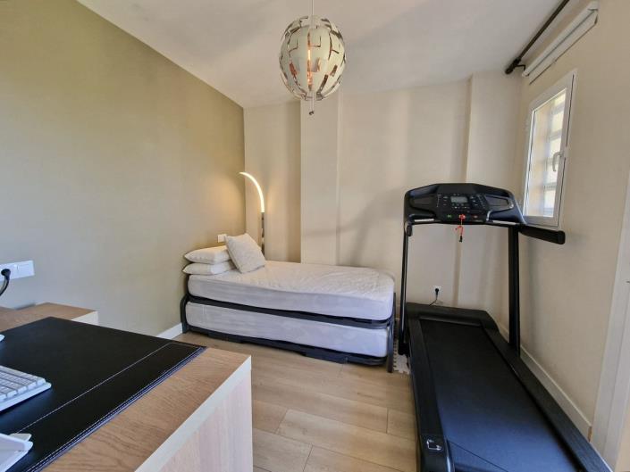 Image No.20-3 Bed Apartment for sale