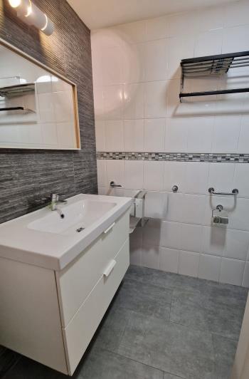 Image No.17-3 Bed Apartment for sale