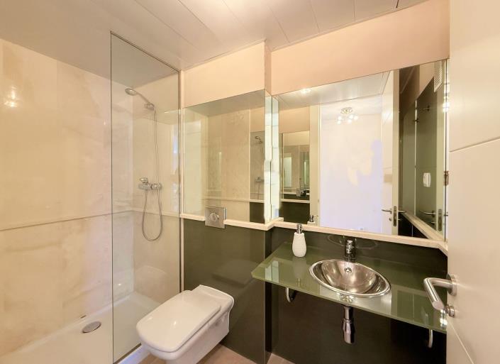 Image No.19-3 Bed Apartment for sale