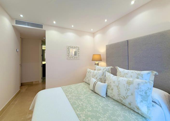 Image No.14-3 Bed Apartment for sale